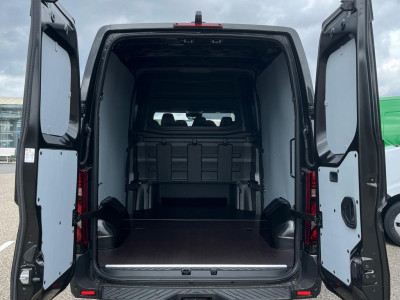 Renault Master 2.0 dCi 170 pk L3H2 Dubbel Cabine Automaat zwart foto 3
