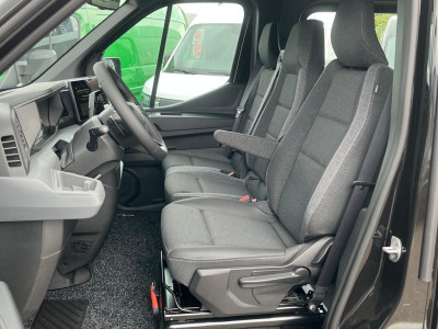 Renault Master 2.0 dCi 170 pk L3H2 Dubbel Cabine Automaat zwart foto 8