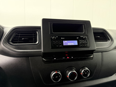 Renault Master 2.3DCI 135PK L2H2 | Imperiaal | Trekhaak | Airco | Cruise | Betimmering | 3-Zits 17
