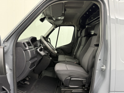 Renault Master 2.3DCI 135PK L2H2 | Imperiaal | Trekhaak | Airco | Cruise | Betimmering | 3-Zits 18