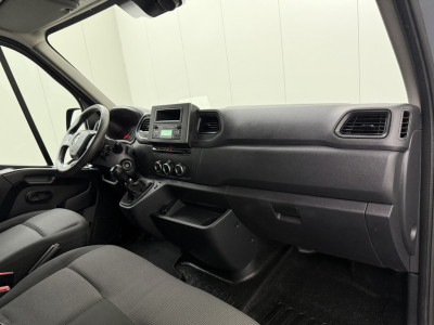 Renault Master 2.3DCI 135PK L2H2 | Imperiaal | Trekhaak | Airco | Cruise | Betimmering | 3-Zits 19