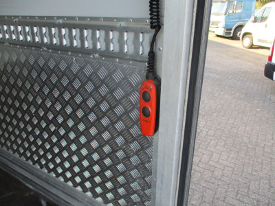 Renault Master 2.3DCI 145 PK Bakwagen Meubelbak Laadklep Airco foto 14