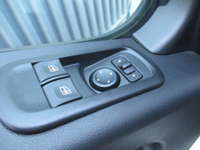 Renault Master 2.3DCI 145 PK Bakwagen Meubelbak Laadklep Airco foto 6
