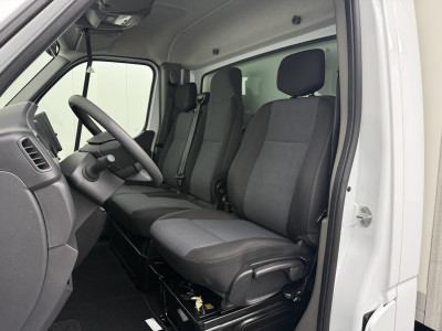 Renault Master 2.3DCI 165PK Dubbellucht Bakwagen+Laadklep | Dakspoiler | Airco | Cruise | 3-Zits foto 18