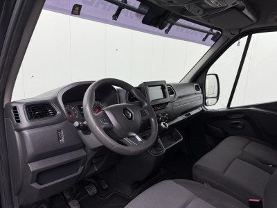 Renault Master 2.3DCi 135PK L2H2 Black Edition | Multimedia | Camera | 3-Zits | Airco | Cruise | Betimmering foto 3