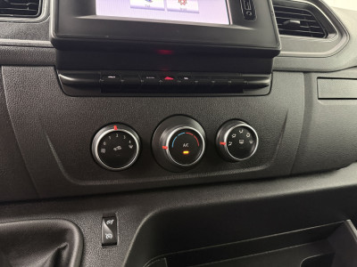 Renault Master 2.3DCi 135PK L2H2 | Multimedia | Airco | Cruise | 3-Zits | Betimmering foto 18