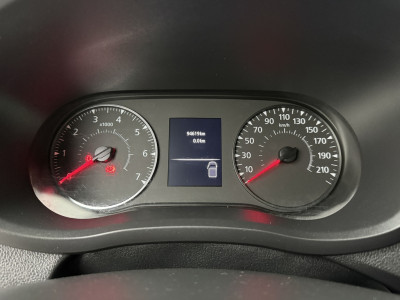 Renault Master 2.3DCi 135PK L2H2 | Multimedia | Airco | Cruise | 3-Zits | Betimmering foto 9