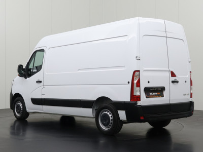 Renault Master 2.3DCi 135PK L2H2 | Multimedia | Navigatie | 3-Zits | Betimmering | Airco | Cruise foto 2