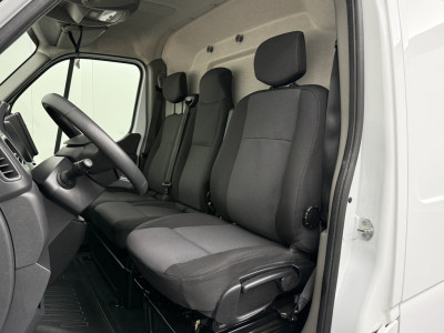 Renault Master 2.3DCi 135PK L2H2 | Multimedia | Navigatie | 3-Zits | Betimmering | Airco | Cruise foto 21