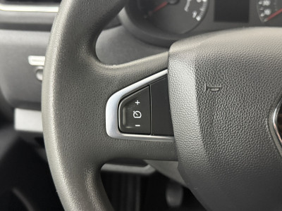 Renault Master 2.3DCi 135PK L3H2 Maxi | Navigatie | Camera | Airco | Cruise | 3-Zits | Betimmering foto 17