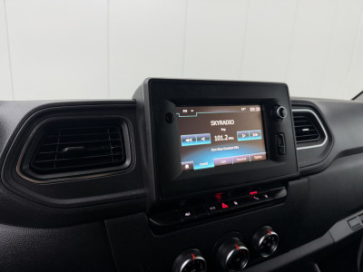 Renault Master 2.3DCi 135PK L3H2 Maxi | Navigatie | Camera | Airco | Cruise | 3-Zits | Betimmering foto 20