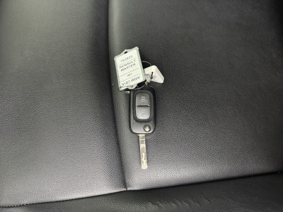Renault Master 2.3DCi 135PK L3H2 Maxi | Navigatie | Camera | Airco | Cruise | 3-Zits | Betimmering foto 8