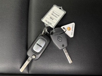 Renault Master 2.3DCi 135PK L3H2 Maxi | Navigatie | Leder | Airco | Cruise | 3-Zits | Betimmering 5