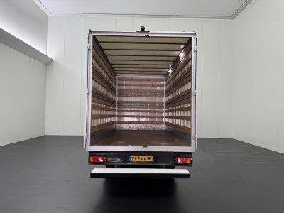 Renault Master 2.3DCi 165PK Bakwagen+Laadklep | 2.35 Hoog | Navigatie | Camera | Multimedia | Airco | Cruise foto 4