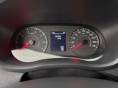 Renault Master 2.3DCi 165PK Bakwagen+Laadklep | Navigatie | Camera | Zijdeur | Dakspoiler | Airco | Cruise | 3-Zits foto 14