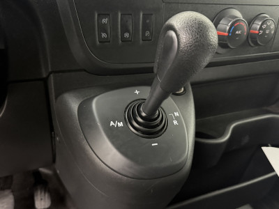 Renault Master 2.3DCi 170PK Automaat Lowliner | Speciaalbouw | Verkoopwagen | Airco | Camera | 3-Persoons foto 16