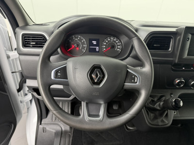 Renault Master 2.3DCi 180PK L3H2 Maxi | Multimedia | Trekhaak | Navigatie | Camera | Airco | Cruise | Betimmering | 3-Zits foto 14