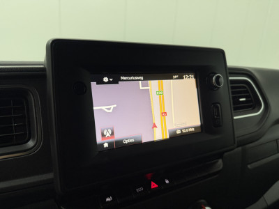 Renault Master 2.3DCi 180PK L3H2 Maxi | Multimedia | Trekhaak | Navigatie | Camera | Airco | Cruise | Betimmering | 3-Zits foto 20