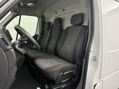 Renault Master 2.3DCi 180PK L3H2 Maxi | Multimedia | Trekhaak | Navigatie | Camera | Airco | Cruise | Betimmering | 3-Zits foto 21