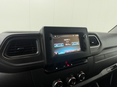 Renault Master 2.3DCi 180PK L3H2 Maxi | Navigatie | Camera | Multimedia | Airco | Cruise | 3-Zits | 2500Kg Trekhaak foto 17