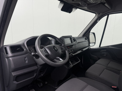 Renault Master 2.3DCi 180PK L3H2 Maxi | Navigatie | Camera | Multimedia | Airco | Cruise | 3-Zits | 2500Kg Trekhaak foto 3