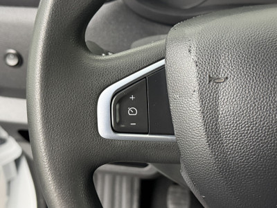 Renault Master 2.3DCi L3H2 | Leder | Navigatie | Camera | Multimedia | Airco | Cruise | 3-Zits foto 15