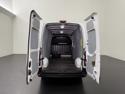 Renault Master 2.3DCi L3H2 | Leder | Navigatie | Camera | Multimedia | Airco | Cruise | 3-Zits foto 4