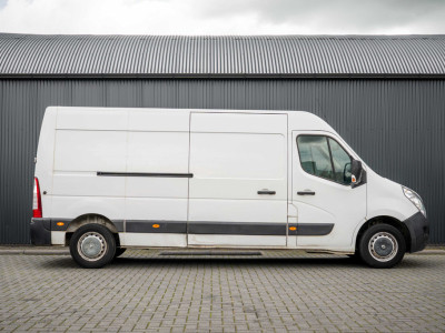 Renault Master 2.3 dCi 130 PK | L3H2 | 3-Zits | Camera | Cruise | Airco foto 6