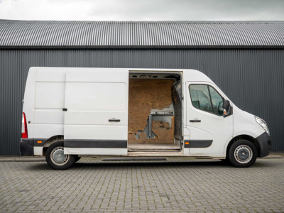 Renault Master 2.3 dCi 130 PK | L3H2 | 3-Zits | Camera | Cruise | Airco foto 7