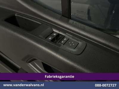Renault Master 2.3 dCi 131pk L2H2 Fabrieksgarantie Euro6 Airco | LED | Apple Carplay | Cruisecontrol | Android Auto Parkeersensoren, Bijrijdersbank, 2500kg trekvermogen foto 18