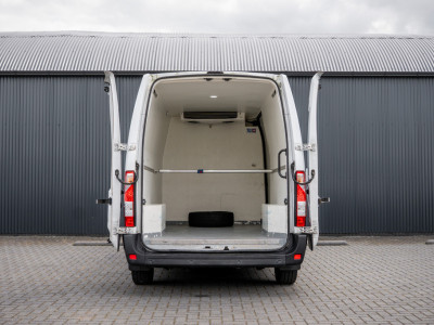 Renault Master 2.3 dCi 135 L3H2 | 136 PK | 1ste Eigenaar | 3-Zits | Camera | Cruise | PDC | Airco 9