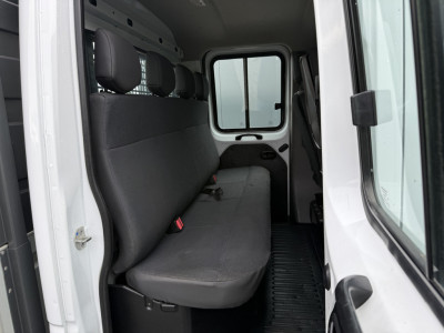 Renault Master 2.3 dCi 135 PK / PICK UP / 27.239 KM! / 7-PERS DUBBELE CABINE / IMPERIAAL / 2.5 TONS TREKHAAK / AIRCO / CRUISE foto 7