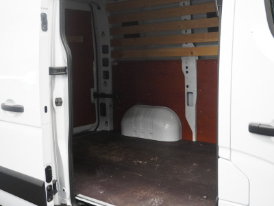 Renault Master 2.3 dCi 136PK EURO 6 - Airco - Cruise - Trekhaak - € 13.900,- Excl. foto 11