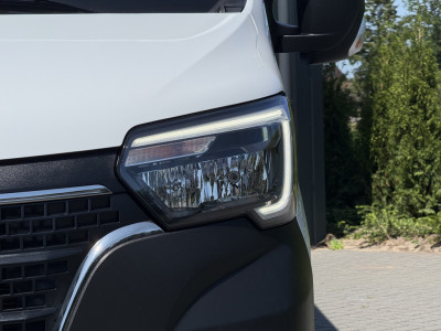 Renault Master 2.3 dCi 136 PK / L2H2 / 1e EIG. / TREKHAAK / AIRCO / CRUISE / NAVI / CAMERA / 3-ZITS / LED 18