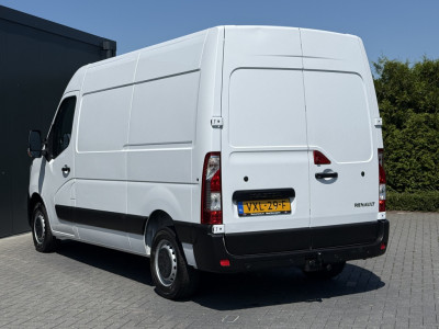 Renault Master 2.3 dCi 136 PK / L2H2 / 1e EIG. / TREKHAAK / AIRCO / CRUISE / NAVI / CAMERA / 3-ZITS / LED 4
