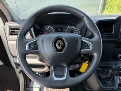 Renault Master 2.3 dCi 136 PK / L2H2 / 1e EIG. / TREKHAAK / AIRCO / CRUISE / NAVI / CAMERA / 3-ZITS / LED 9