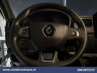 Renault Master 2.3 dCi 136pk L2H2 Euro6 Airco | Navigatie | Camera | Cruisecontrol | LED | 2500kg Trekhaak Parkeersensoren, Bijrijdersbank foto 6