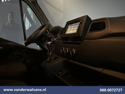 Renault Master 2.3 dCi 136pk L2H2 Euro6 Airco | Navigatie | Camera | Trekhaak | Cruisecontrol Parkeersensoren, Bijrijdersbank foto 15