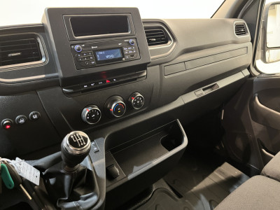 Renault Master 2.3 dCi 145 PK L3 145 PK Open Laadbak / Fassi Kraan / Euro 6 / Airco / Trekhaak / Cruise Control / 3-Zits / 24.300 KM !! foto 6