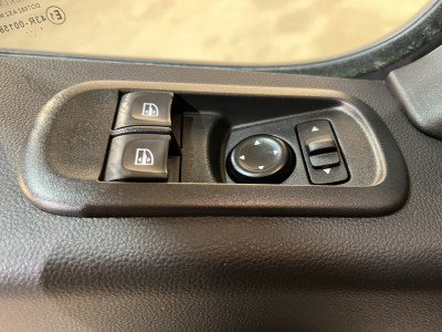 Renault Master 2.3 dCi 145 PK L3 Open Laadbak / Fassi Kraan / Euro 6 / Airco / Trekhaak / Cruise Control / 3-Zits / 20.200 KM !! foto 18