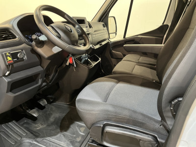 Renault Master 2.3 dCi 145 PK L3 Open Laadbak / Fassi Kraan / Euro 6 / Airco / Trekhaak / Cruise Control / 3-Zits / 20.200 KM !! foto 5