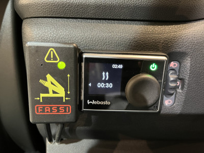 Renault Master 2.3 dCi 145 PK L3 Open Laadbak / Fassi Kraan / Euro 6 / Airco / Trekhaak / Cruise Control / 3-Zits / 55.000 KM !! foto 14