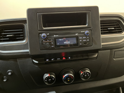 Renault Master 2.3 dCi 145 PK L3 Open Laadbak / Fassi Kraan / Euro 6 / Airco / Trekhaak / Cruise Control / 3-Zits / 55.000 KM !! foto 9