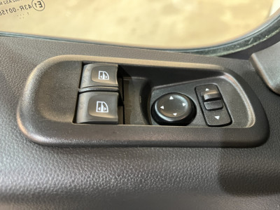 Renault Master 2.3 dCi 145 PK L3 Open Laadbak / Fassi Kraan / Euro 6 / Airco / Trekhaak / Cruise Control / 3-Zits / 65.000 KM !! foto 14