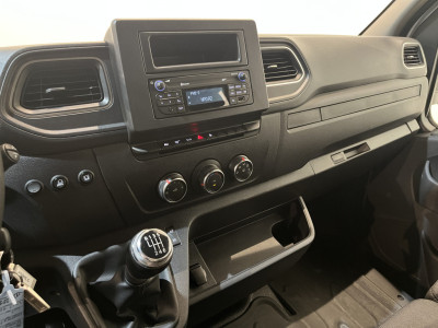 Renault Master 2.3 dCi 145 PK L3 Open Laadbak / Fassi Kraan / Euro 6 / Airco / Trekhaak / Cruise Control / 3-Zits / 65.000 KM !! foto 6