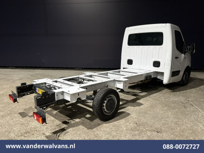 Renault Master 2.3 dCi 146pk  Chassis Cabine Euro6 Airco | Navigatie | LED | Cruisecontrol Bijrijdersbank foto 11