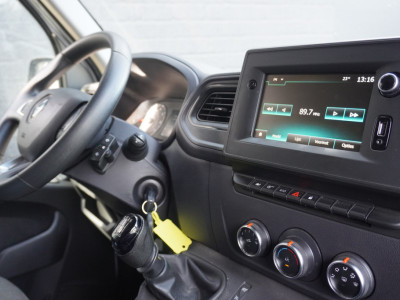 Renault Master 2.3 dCi 150PK L2H2 - Aico - Navi - Cruise - €13.900,- foto 3