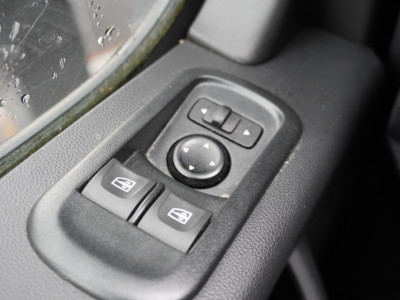 Renault Master 2.3 dCi 150PK L2H2 - EURO 6 - Airco - Cruise - PDC - €13.950,- Excl. 15