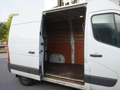 Renault Master 2.3 dCi 150PK L2H2 - EURO 6 - Airco - Trekhaak - €14.900,- Excl. 8