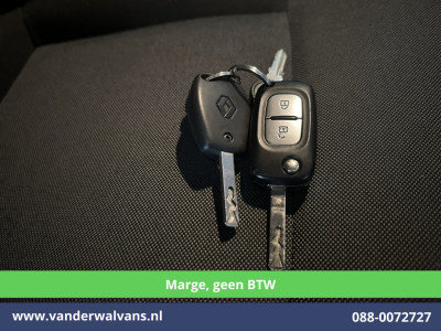 Renault Master 2.3 dCi 150pk **MARGE, geen BTW** L2H1 Paardenwagen Euro6 Airco | Camera | Cruisecontrol | Trekhaak Bijrijdersbank foto 20